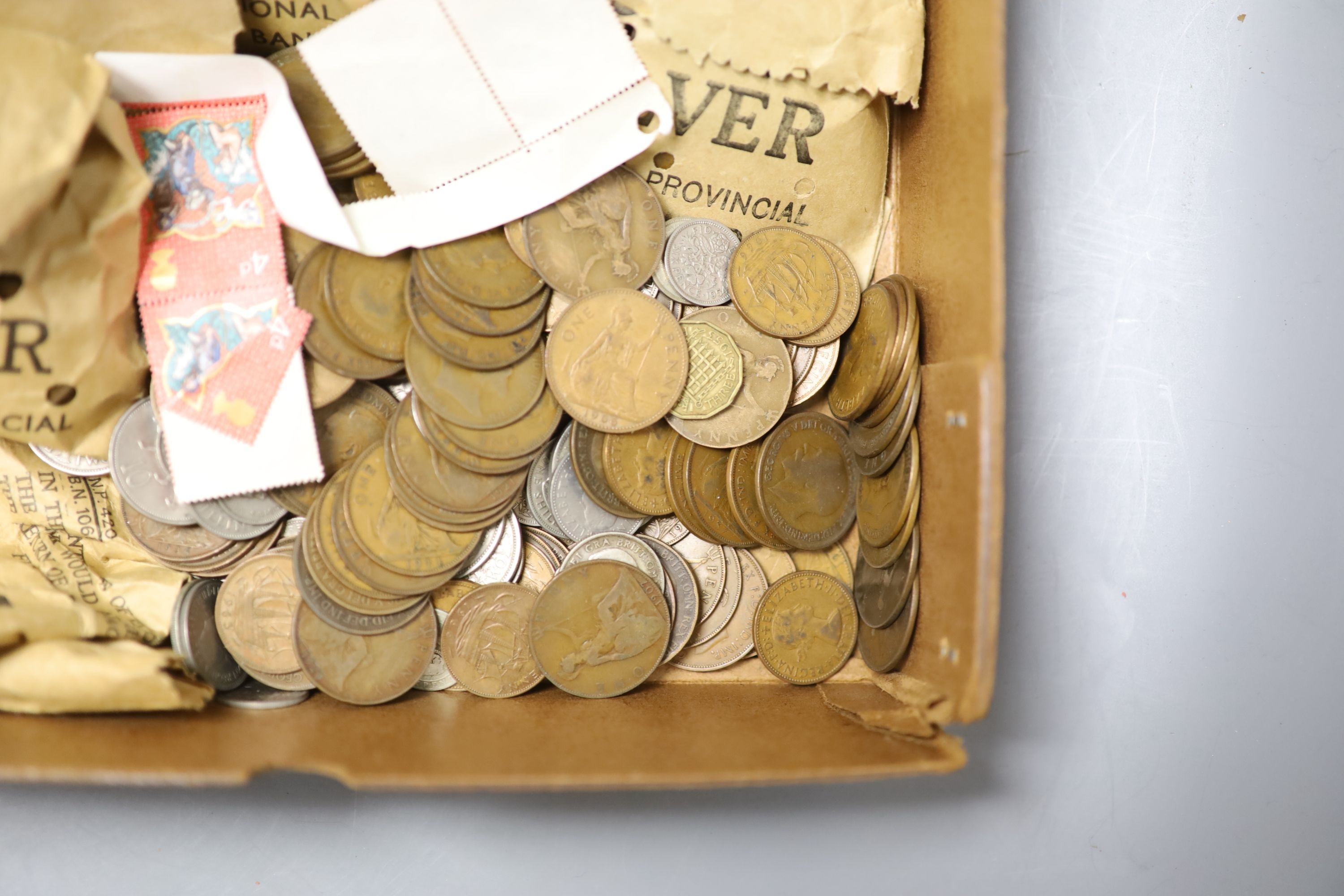 Six Elizabeth II 1972 sterling silver crowns and a quantity of assorted coinage.